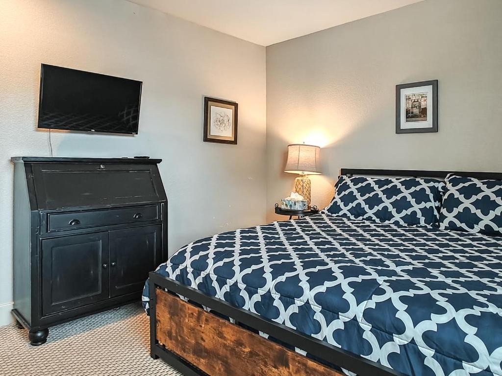 Quiet Plaza Two Bedroom 2 Bathroom 堪萨斯城 外观 照片